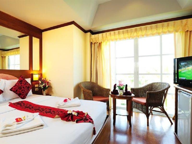 Chaba Kata Beach Hotel エクステリア 写真